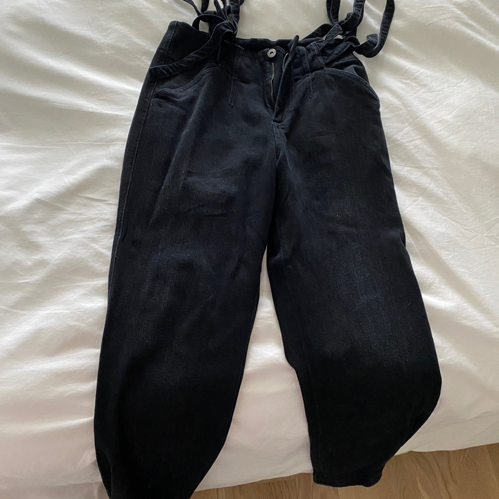 Somethingnavy size small jeans with ribbons